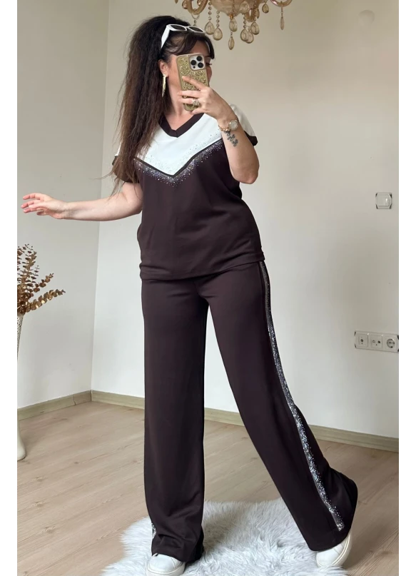 Ön Piramıt Taşlı Takım Kahve