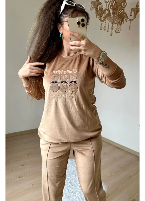 Ayıcık Taşlı Kadıfe Takım Camel