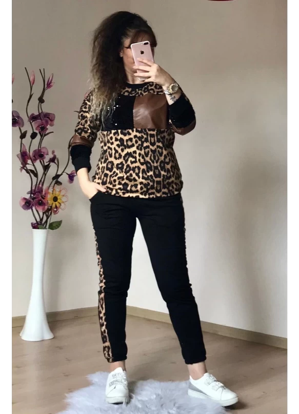 Deri Detaylı Leopar Eşofman Takımı