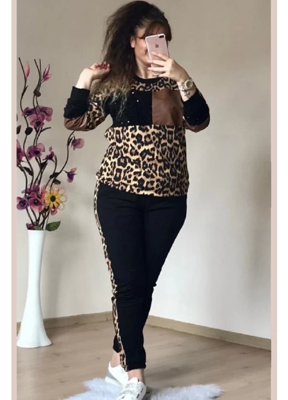 Deri Detaylı Leopar Eşofman Takımı