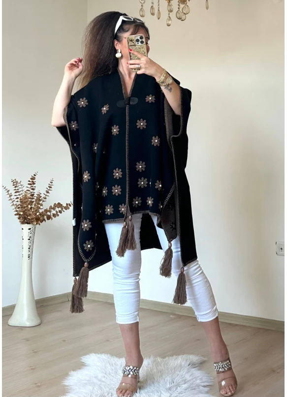 İncili Çiçek Desen Panço