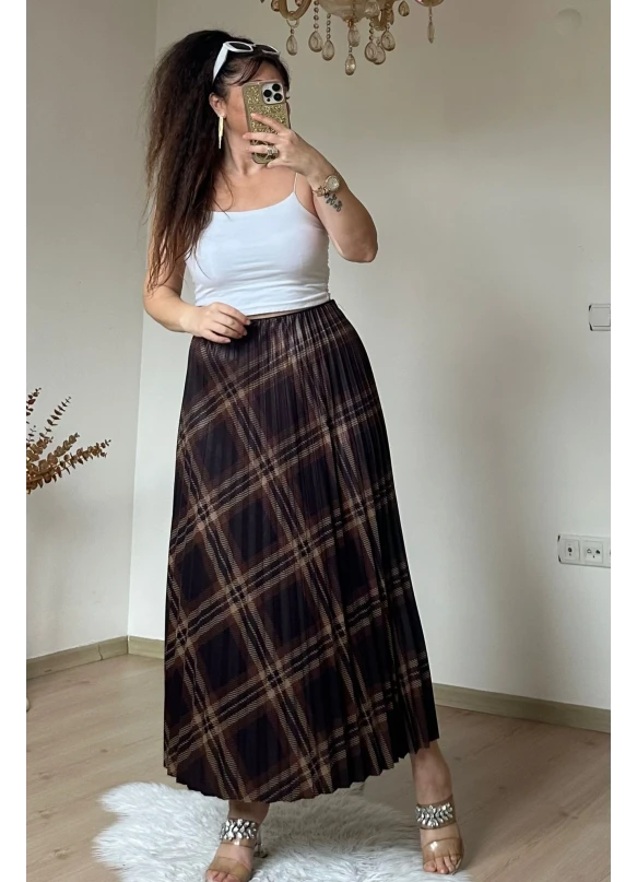 Kare Desen Pileli Kahve Etek