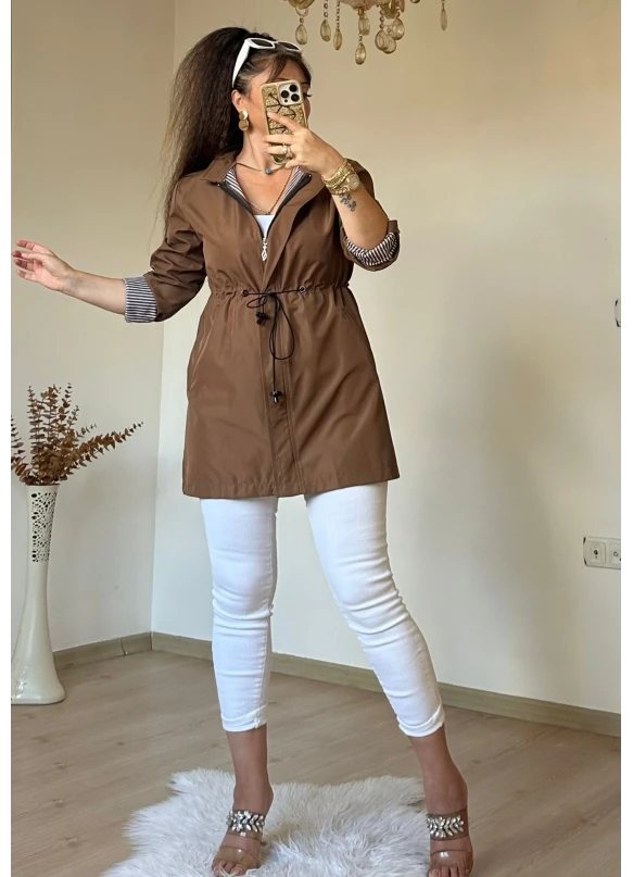 Kısa Çizgili Trençkot Taba