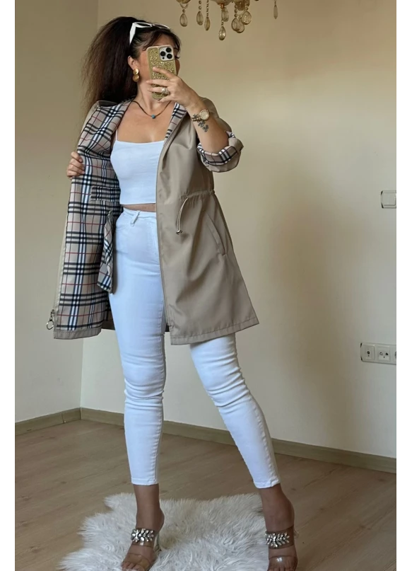 Kısa Kare Desen Trençkot Bej