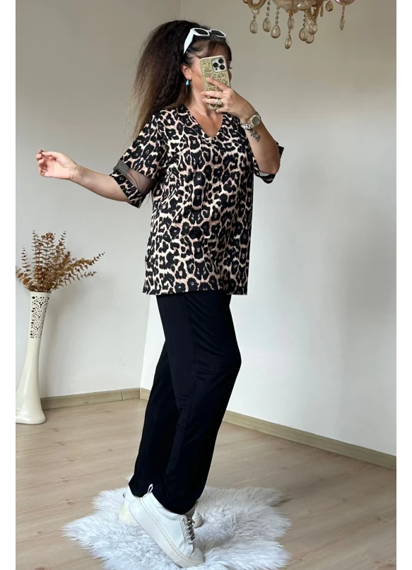 Kolları Tül Detaylı Leopar Takım