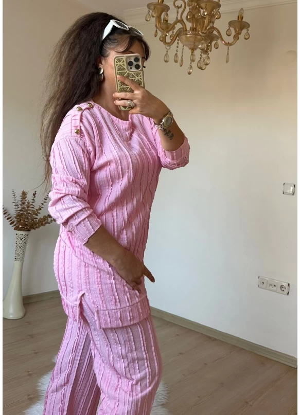 Omuz Gold Düğmeli Takım Pembe