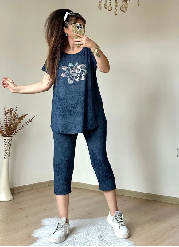 Ön Çiçek Taşlı Kapri Takım Lacivert