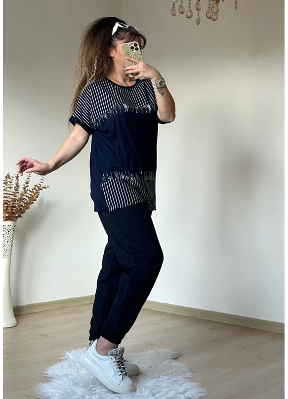 Ön Çizgili Taşlı Takım