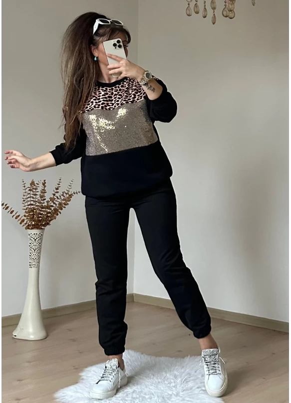 Pul Detaylı Leopar Takım Siyah