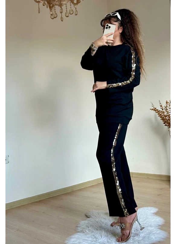 Pul Payet Şerıtlı Takım Siyah