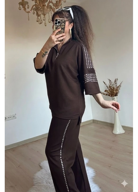 Zımba Detaylı Takım Kahve