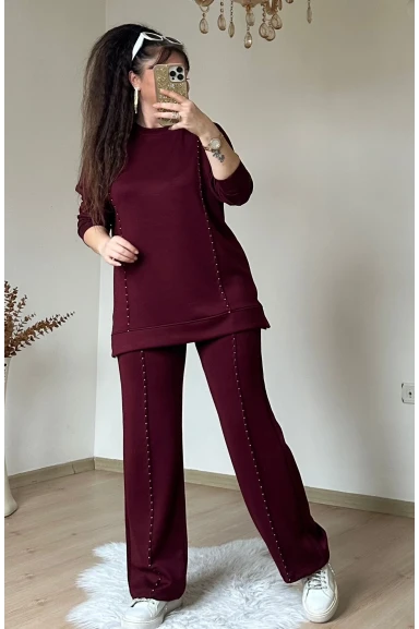 Ön Dikiş Aksesuarlı Takım Bordo