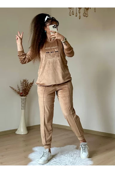 Ayıcık Taşlı Kadıfe Takım Camel