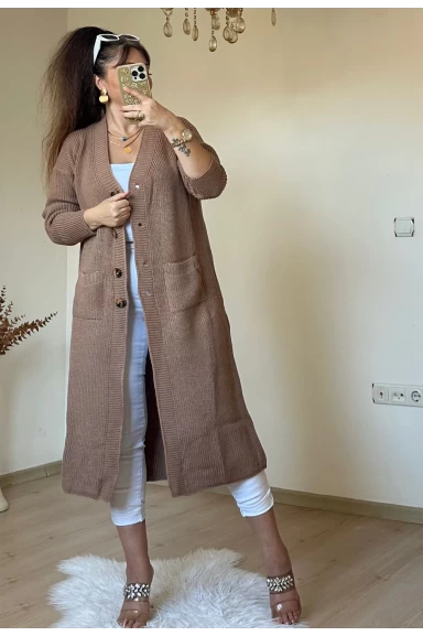 Düğmeli Uzun Hırka Kahve