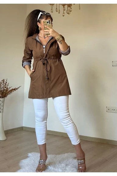 Kısa Çizgili Trençkot Taba