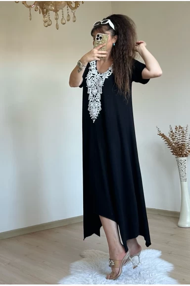 Kısa Kol Yaka Fistolu Elbıse