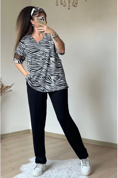 Kolları Tül Detaylı Zebra Takım