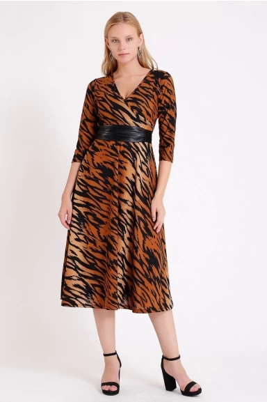 Kruvaze Yaka  Kahve Zebra Desenli Elbise