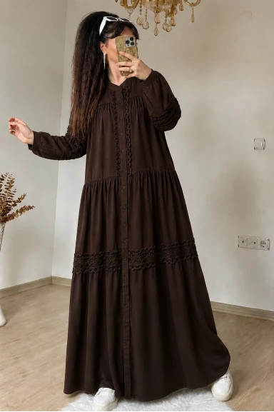 Lavinya Desen Güpür Elbise Kahve