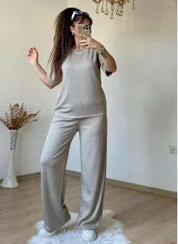 Bol Paça Taşlı Takım Bej