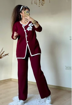 İnci Düğmeli Çiçekli Takım Bordo