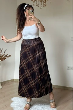 Kare Desen Pileli Kahve Etek