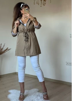 Kısa Çizgili Trençkot Bej