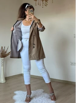 Kısa Çizgili Trençkot Bej