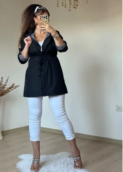 Kısa Çizgili Trençkot Siyah