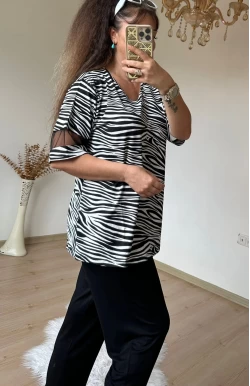 Kolları Tül Detaylı Zebra Takım