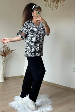 Kolları Tül Detaylı Zebra Takım