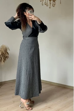Kruvaze Yakalı Kazayağı Desen Deri Detay Ekose Elbise Gri