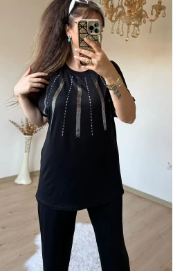 Ön Şerit Taşlı Takım Siyah