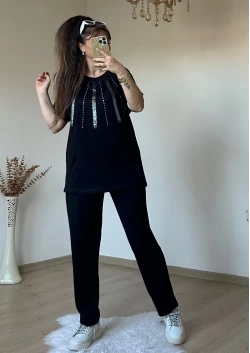 Ön Şerit Taşlı Takım Siyah