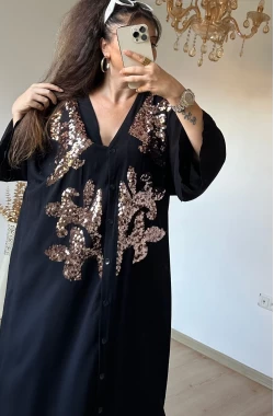 Pul Detaylı Gömlek Elbise