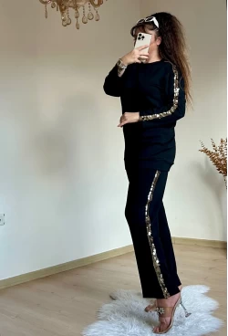Pul Payet Şerıtlı Takım Siyah