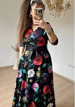 Tam Boy Kırmızı Gül Desen Elbise