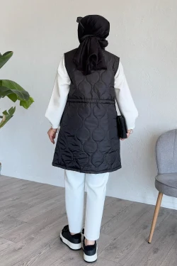 Cep Detay Büzgülü Kapitone Siyah Yelek