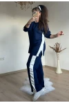 Yan Beyaz Şerıtlı Takım Lacivert