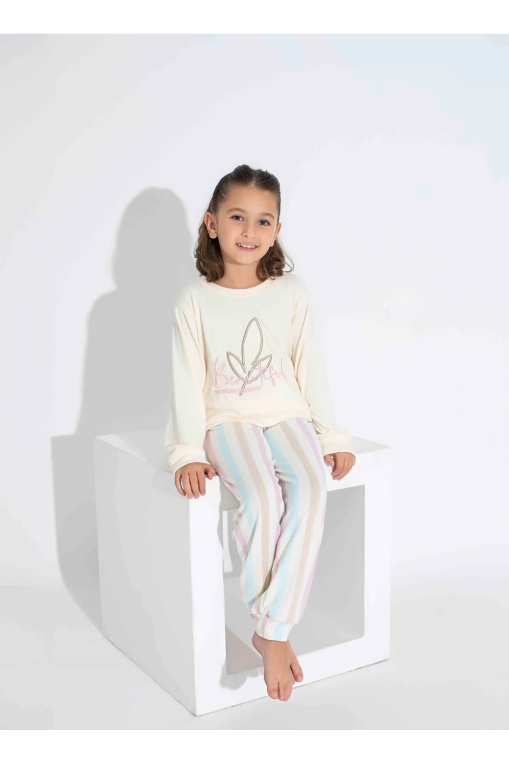 Ekru Çizgi Desen Çocuk Pijama Takımı