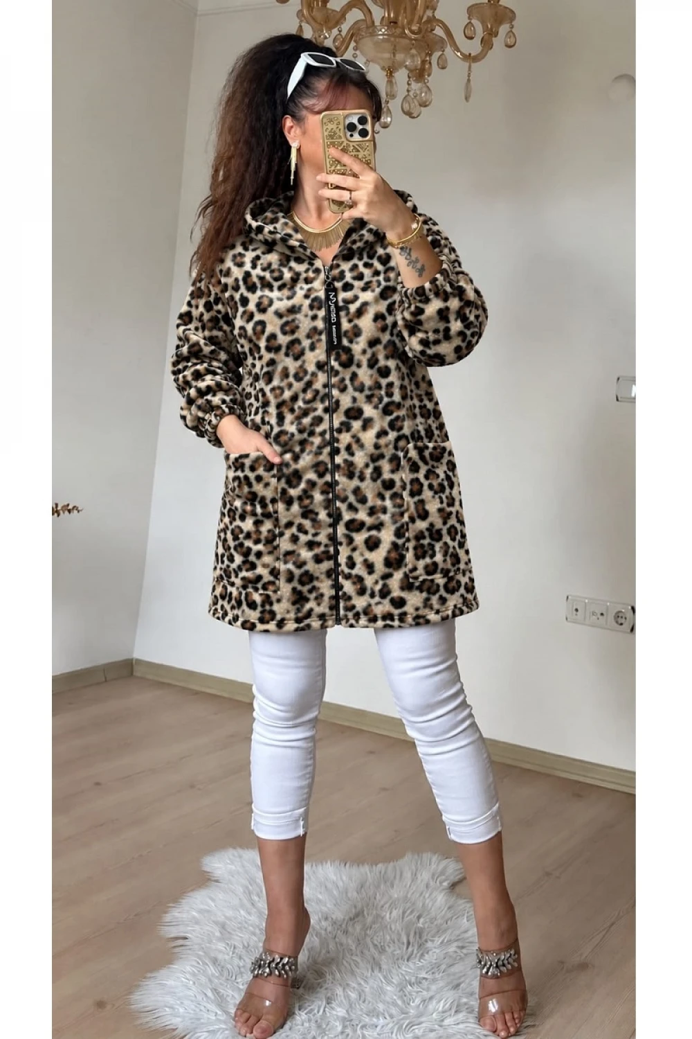 Kapuşonlu Leopar Peluş Hırka