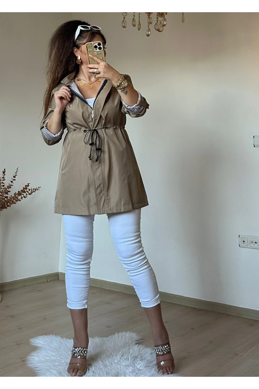 Kısa Çizgili Trençkot Bej