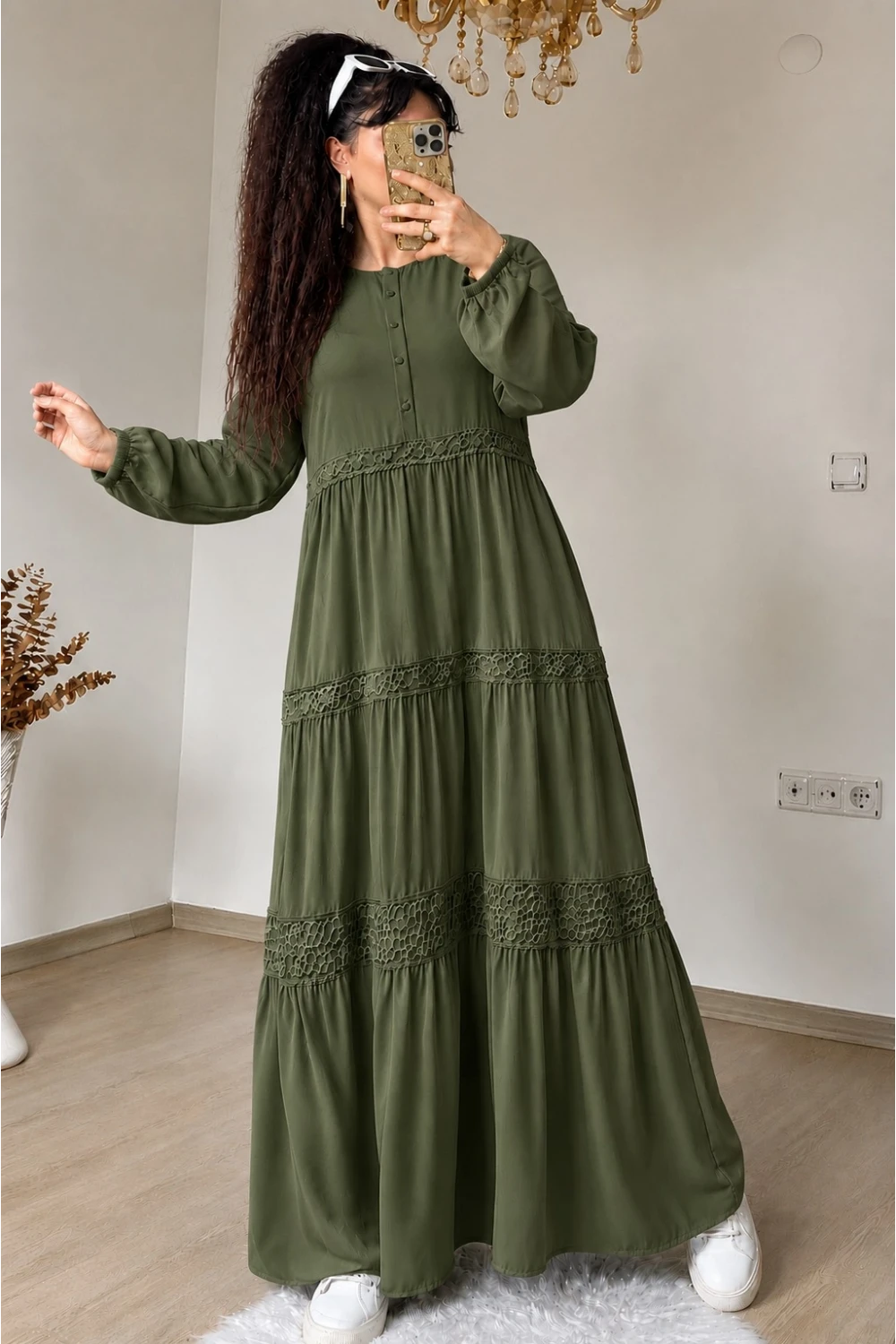 Manolya Desen Dantel Detaylı Elbise Haki