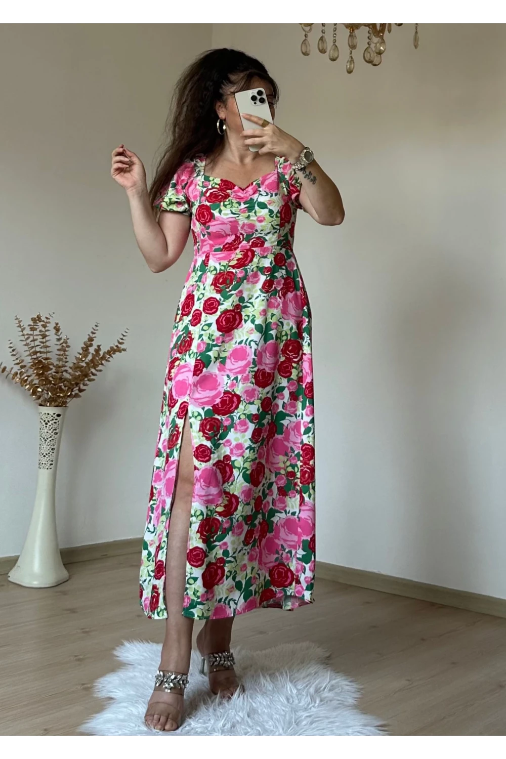 Öpücük Yaka Pembe Çıceklı Elbise