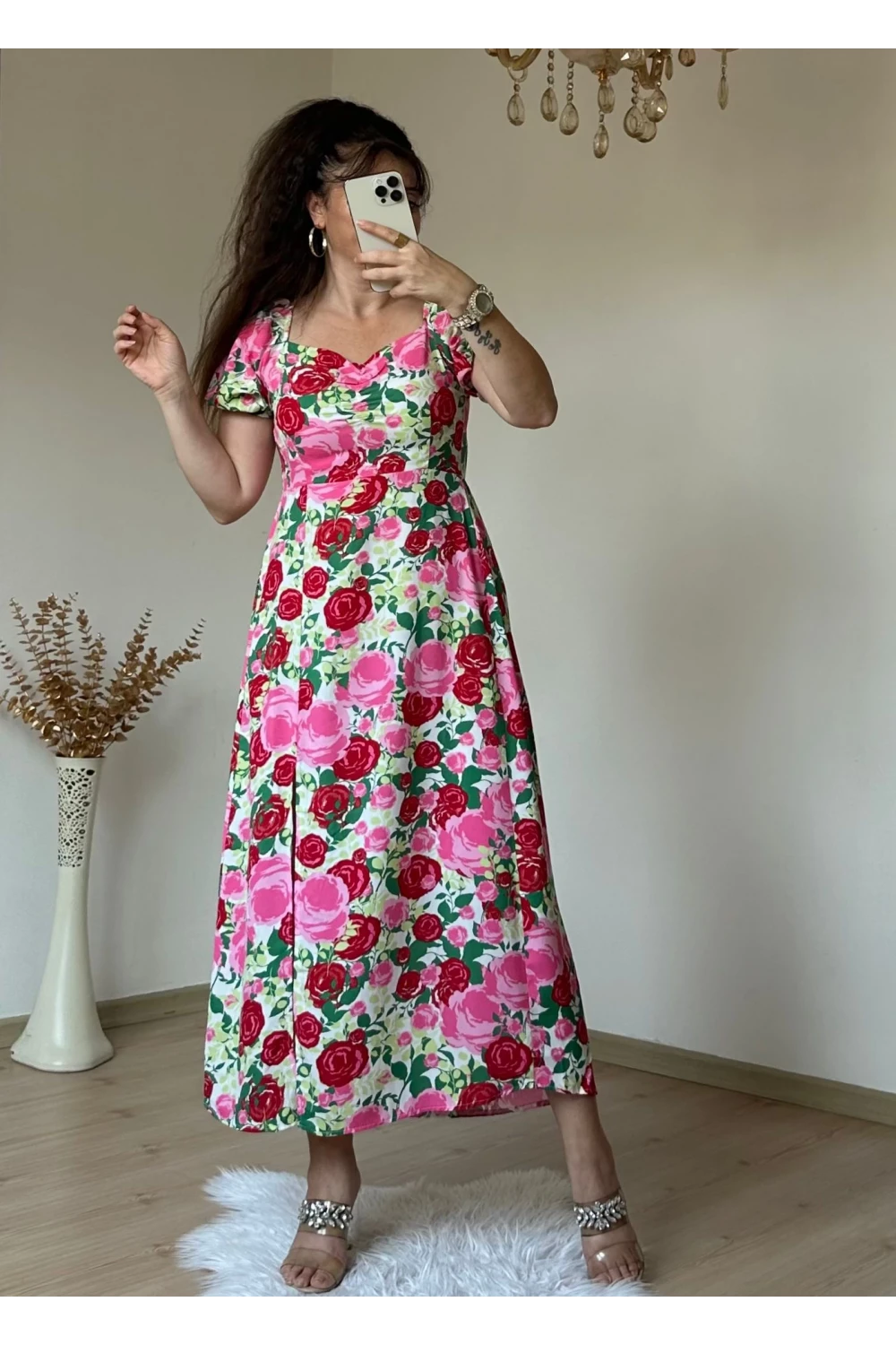 Öpücük Yaka Pembe Çıceklı Elbise