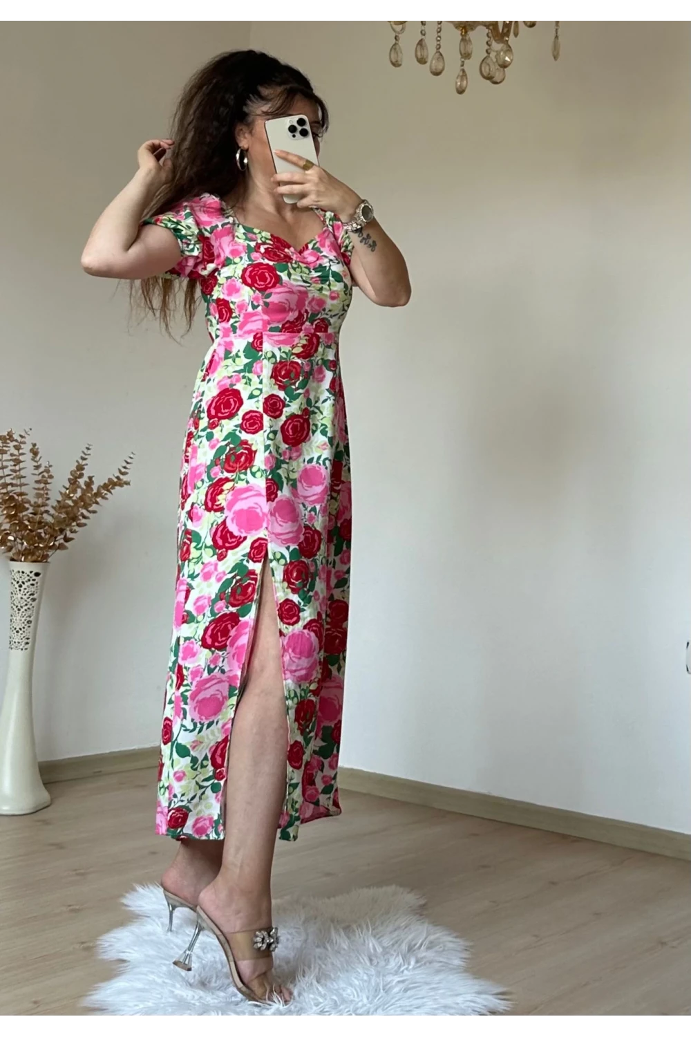 Öpücük Yaka Pembe Çıceklı Elbise