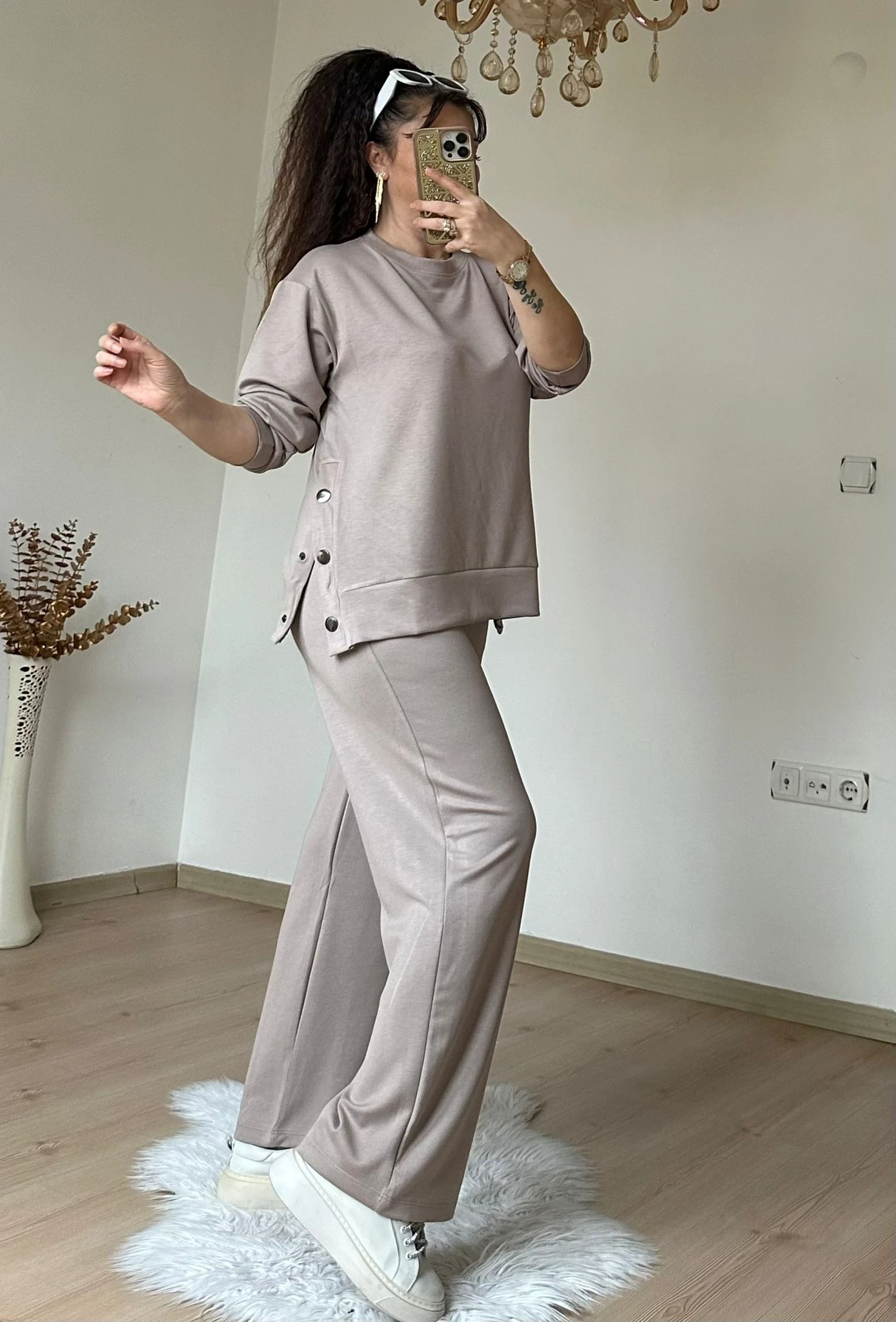 Bol Paça Çıtçıtlı Takım Bej