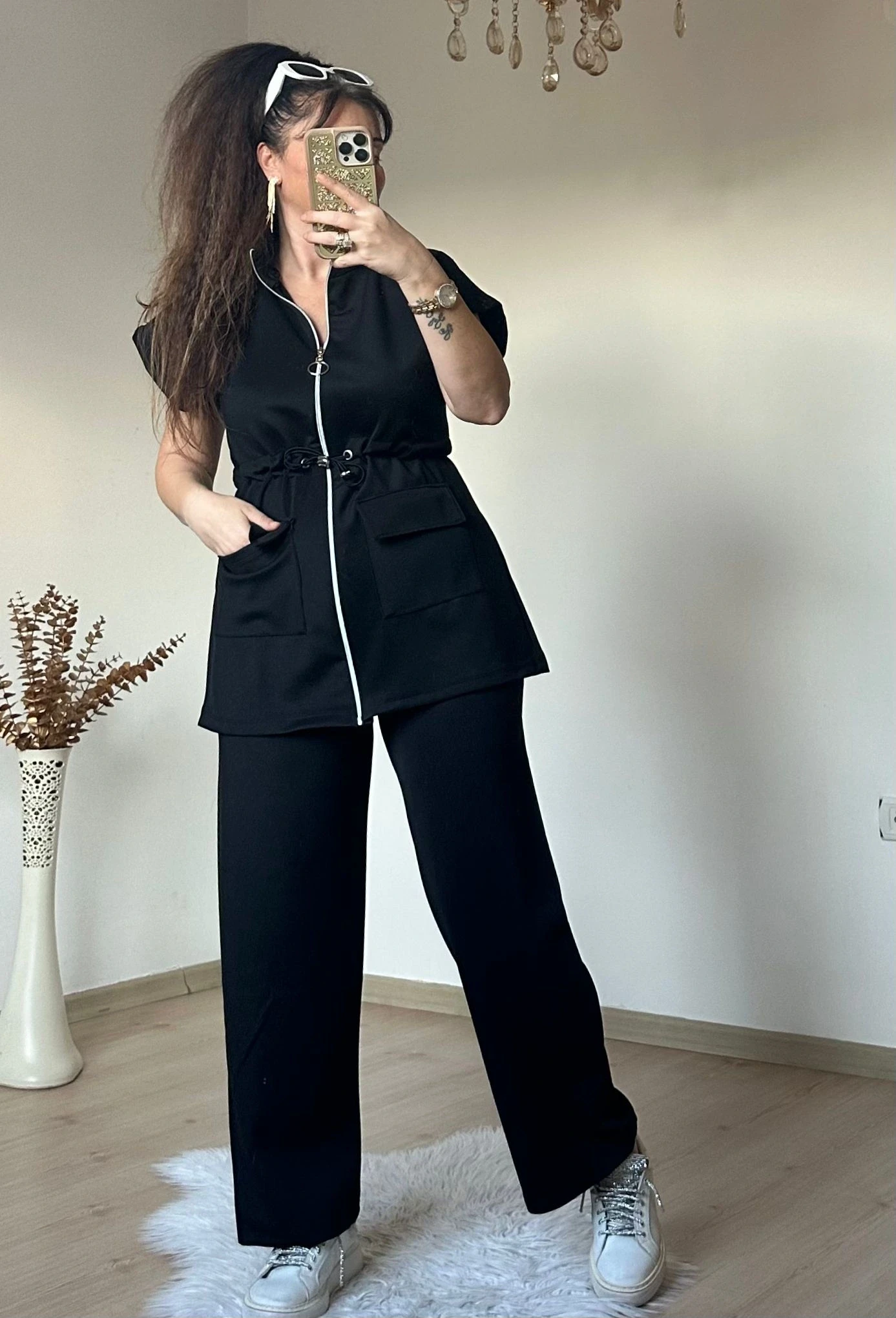 Dik Yaka Fermuarlı Yelekli Takım Siyah