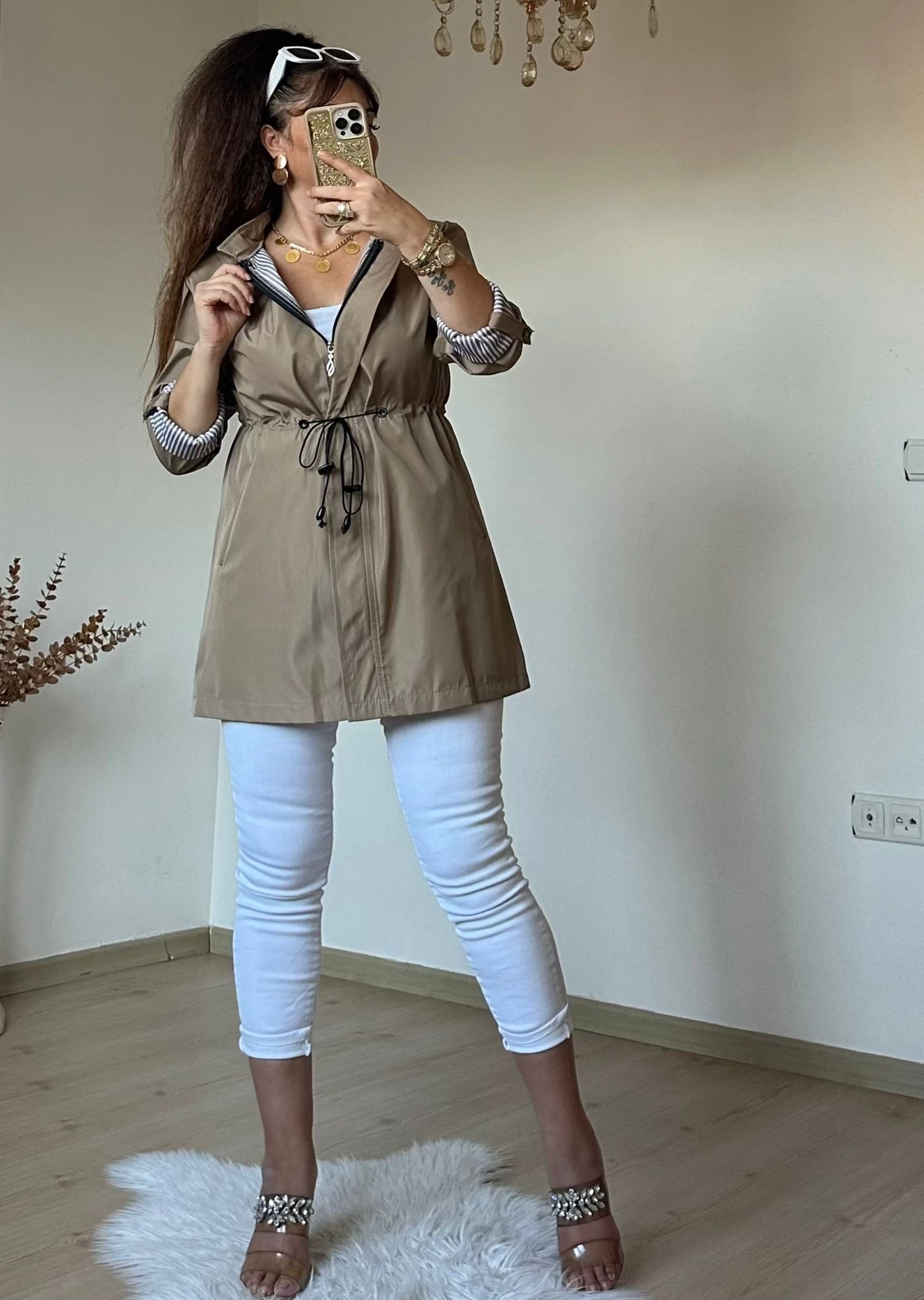Kısa Çizgili Trençkot Bej