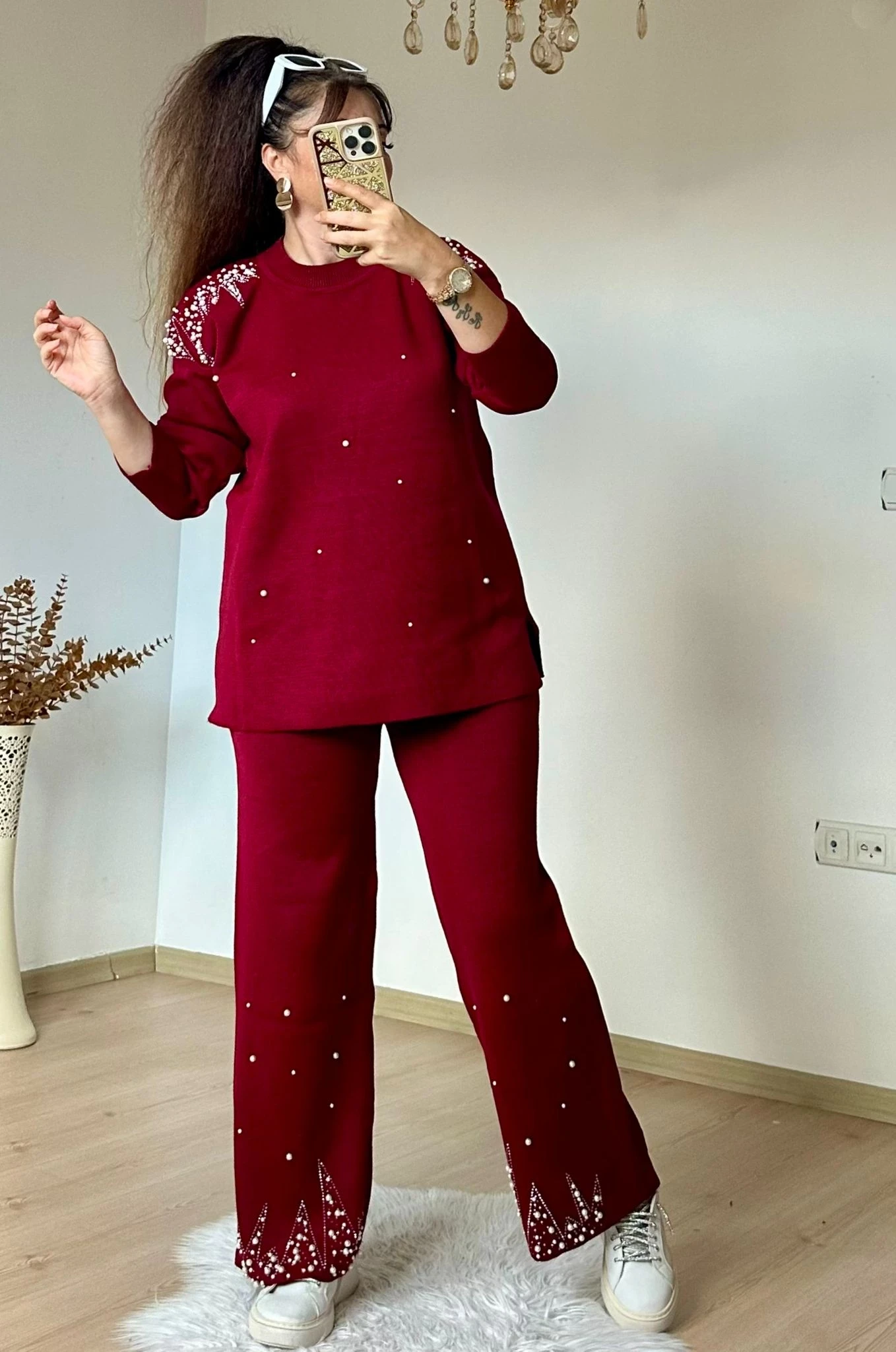 Omuz Ve Paça İncili Taşlı Takım Bordo